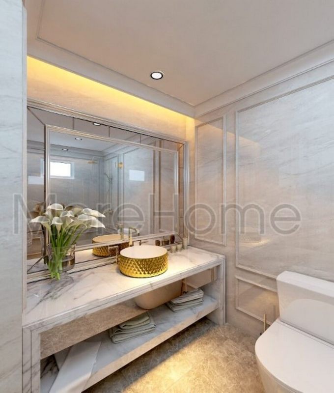 Gương chữ nhật to hết cả khoảng tường nhà vệ sinh, nhà tắm giúp không gian thêm rộng hơn